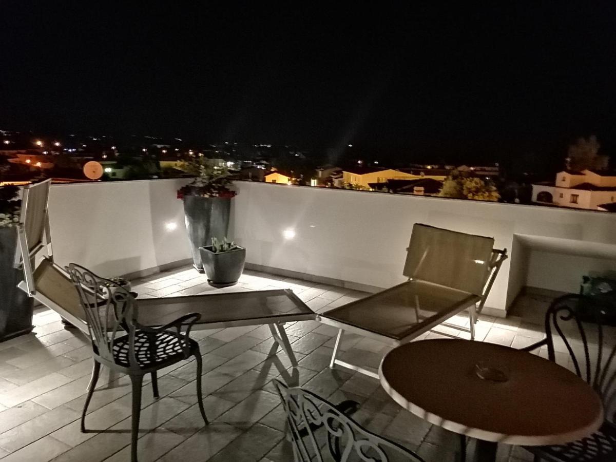 B&B Florian ซาน เตโอโดโร ภายนอก รูปภาพ